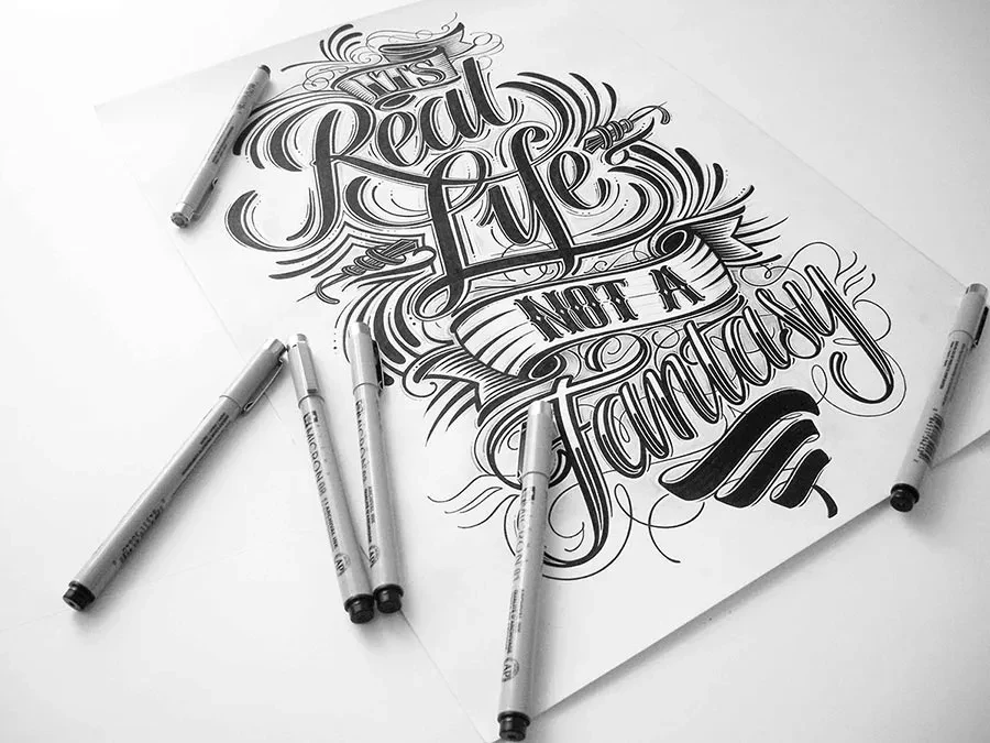 Hand Lettering a tinta por Mateusz Witczak